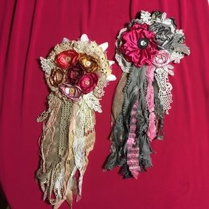 Not selling flower pins at this time.
